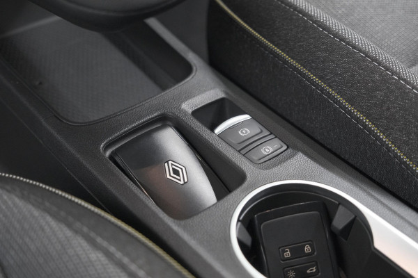 Renault Captur Mild Hybrid 160 techno | Pack Winter | Camera | Adaptieve Cruise Control | Apple Carplay