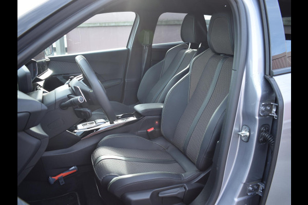 Peugeot 2008 1.2 Hybrid 136 GT ACHTERUITRIJCAMERA MET SENSOREN | NAVI & CARPAY | E.C.C. |