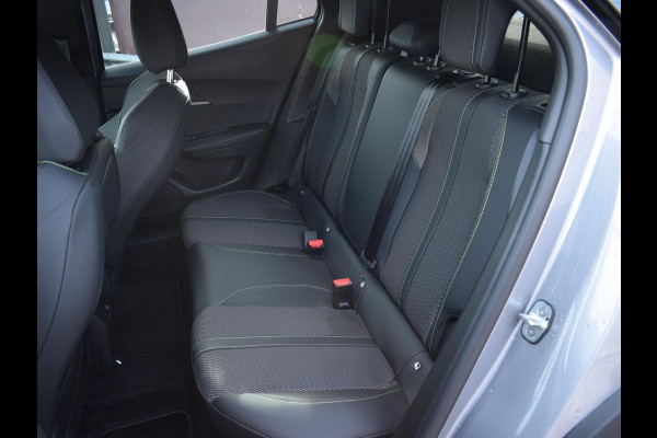 Peugeot 2008 1.2 Hybrid 136 GT ACHTERUITRIJCAMERA MET SENSOREN | NAVI & CARPAY | E.C.C. |