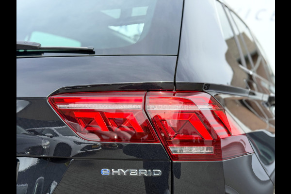 Volkswagen Tiguan 1.4 TSI eHybrid 245pk Elegance | Pano | ACC | Camera | IQ Light | Virtual Cockpit | 18 inch