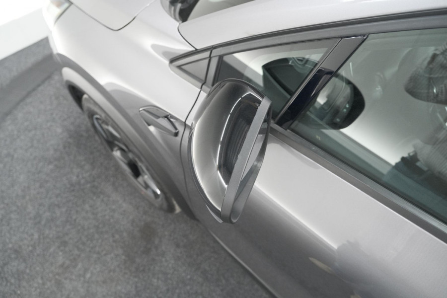 Renault Captur TCe 90 Techno | Nieuw Model | Camera | Navigatie | Apple Carplay | Pack Full Screen | 18 Inch Lichtmetalen Velgen