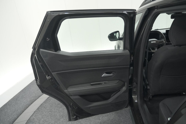 Dacia Duster Mild Hybrid 130 Expression | Camera | Stoelverwarming | Apple Carplay | Navigatie