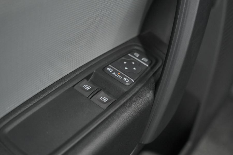 Renault Kangoo E-Tech Extra 22 kW 44 kWh | Trekhaak | Camera | Apple Carplay | Parkeersensoren