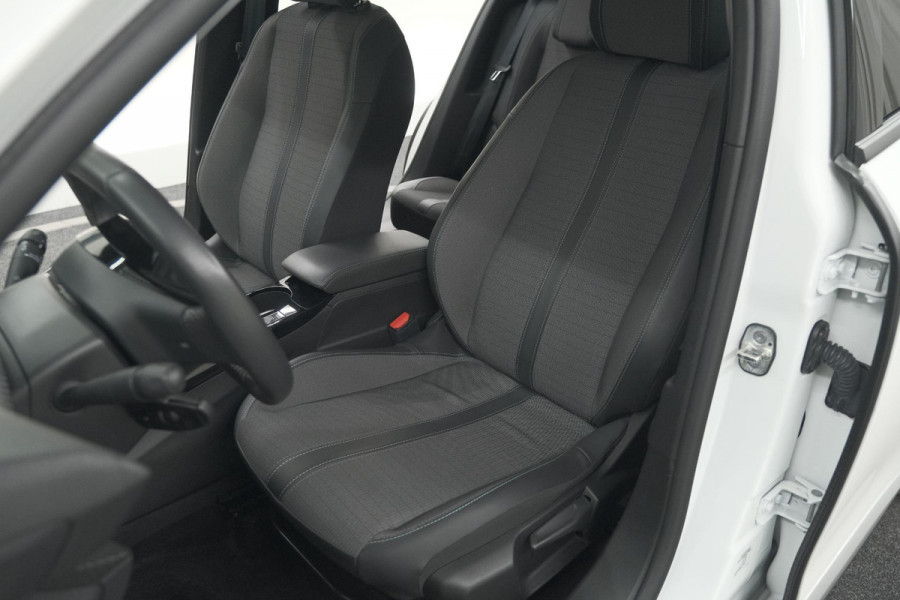 Peugeot 2008 PureTech 102 Allure Pack | Allseason Banden | Parkeersensoren | Apple Carplay