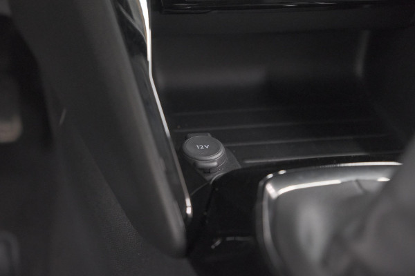 Peugeot 208 PureTech 100 Allure Pack | Camera | Apple Carplay | Stoelverwarming | Parkeersensoren