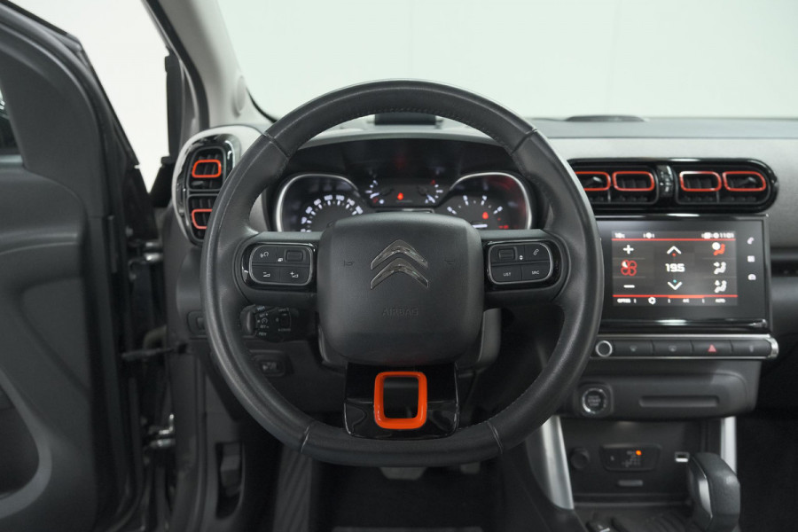 Citroën C3 Aircross PureTech 130 EAT6 S&S Shine | Trekhaak | Camera | Panoramadak | Dodehoekdetectie | Stoelverwarming | HIFI audio systeem