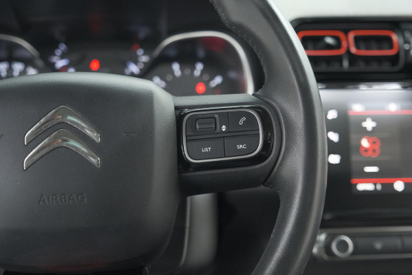 Citroën C3 Aircross PureTech 130 EAT6 S&S Shine | Trekhaak | Camera | Panoramadak | Dodehoekdetectie | Stoelverwarming | HIFI audio systeem