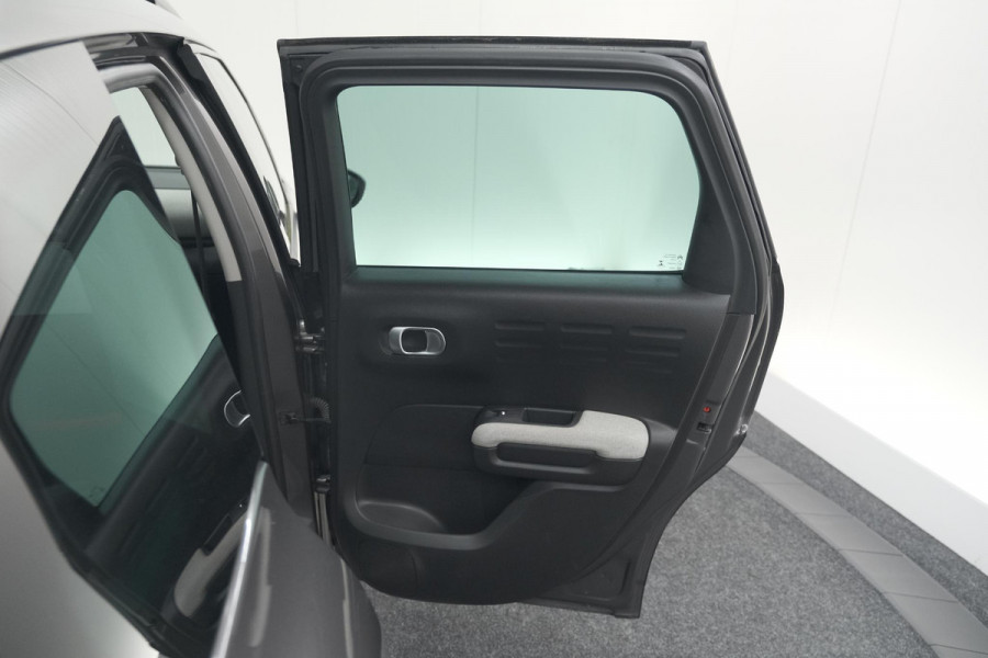 Citroën C3 Aircross PureTech 130 EAT6 S&S Shine | Trekhaak | Camera | Panoramadak | Dodehoekdetectie | Stoelverwarming | HIFI audio systeem