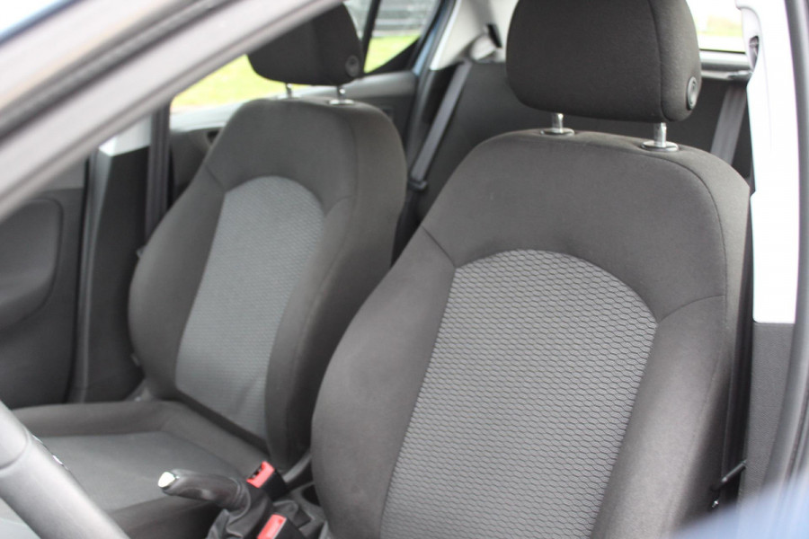 Opel Corsa 1.4 Edition nap 5drs