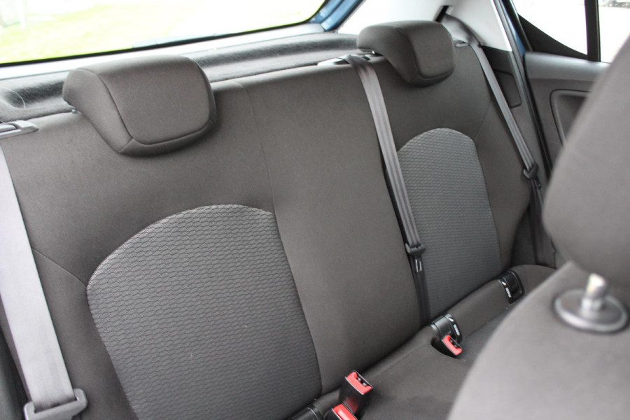 Opel Corsa 1.4 Edition nap 5drs