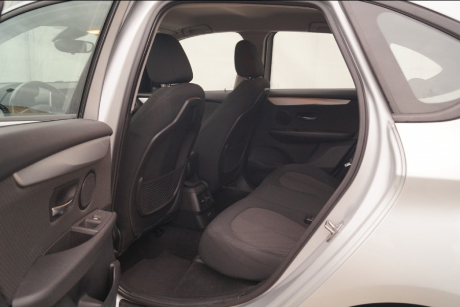BMW 2 Serie Active Tourer 216i Executive Edition -NAVI-ECC-PDC-TREKHAAK-