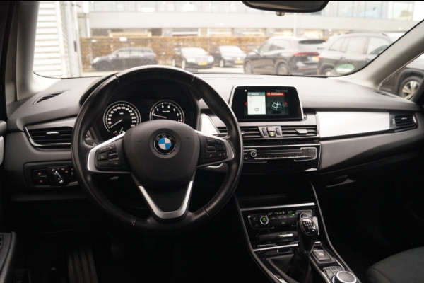 BMW 2 Serie Active Tourer 216i Executive Edition -NAVI-ECC-PDC-TREKHAAK-