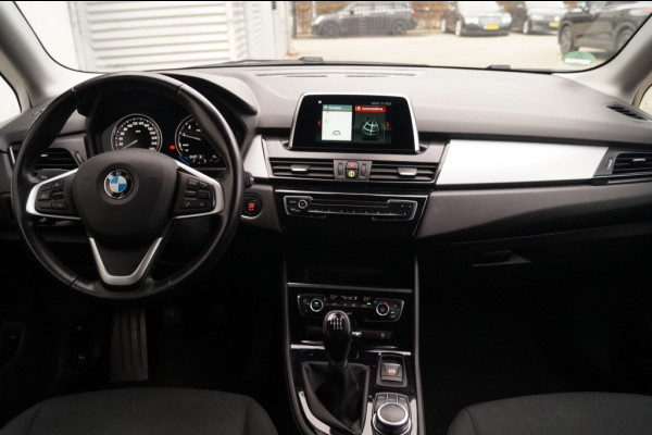 BMW 2 Serie Active Tourer 216i Executive Edition -NAVI-ECC-PDC-TREKHAAK-