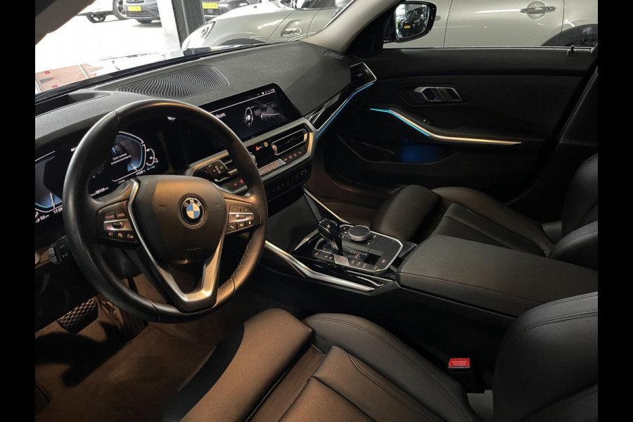 BMW 3 Serie Touring 330e PLUG&HYBRID HEAD-UP SPORTLINE -SHADOW CAMERA LEER NAVI LED-XENON