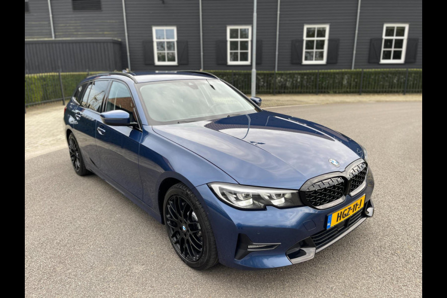 BMW 3 Serie Touring 330e PLUG&HYBRID HEAD-UP SPORTLINE -SHADOW CAMERA LEER NAVI LED-XENON