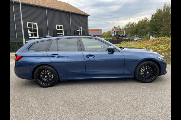 BMW 3 Serie Touring 330e PLUG&HYBRID HEAD-UP SPORTLINE -SHADOW CAMERA LEER NAVI LED-XENON