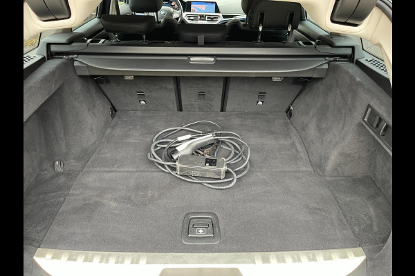 BMW 3 Serie Touring 330e PLUG&HYBRID HEAD-UP SPORTLINE -SHADOW CAMERA LEER NAVI LED-XENON