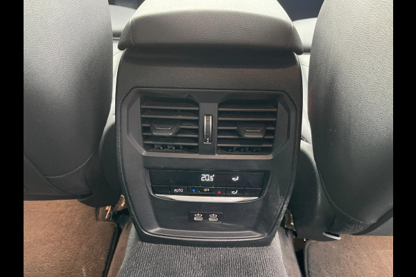 BMW 3 Serie Touring 330e PLUG&HYBRID HEAD-UP SPORTLINE -SHADOW CAMERA LEER NAVI LED-XENON
