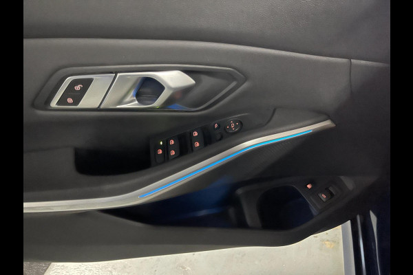 BMW 3 Serie Touring 330e PLUG&HYBRID HEAD-UP SPORTLINE -SHADOW CAMERA LEER NAVI LED-XENON
