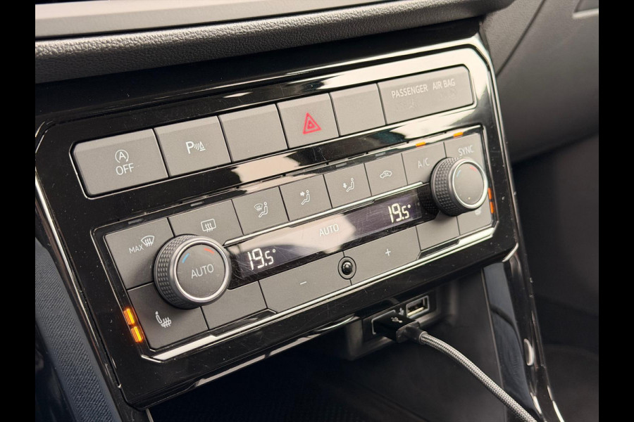 Volkswagen T-Cross 1.0 TSI Virtual Trekh 18'' R-Line CarPlay LED