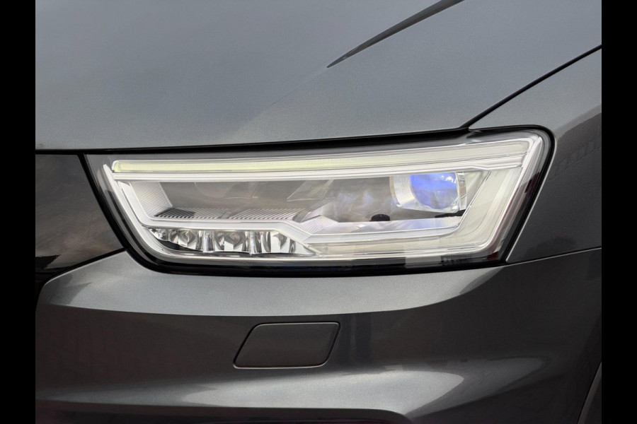 Audi Q3 1.4 TFSI 3x S-Line LED Pano Camera Trekhaak Keyless