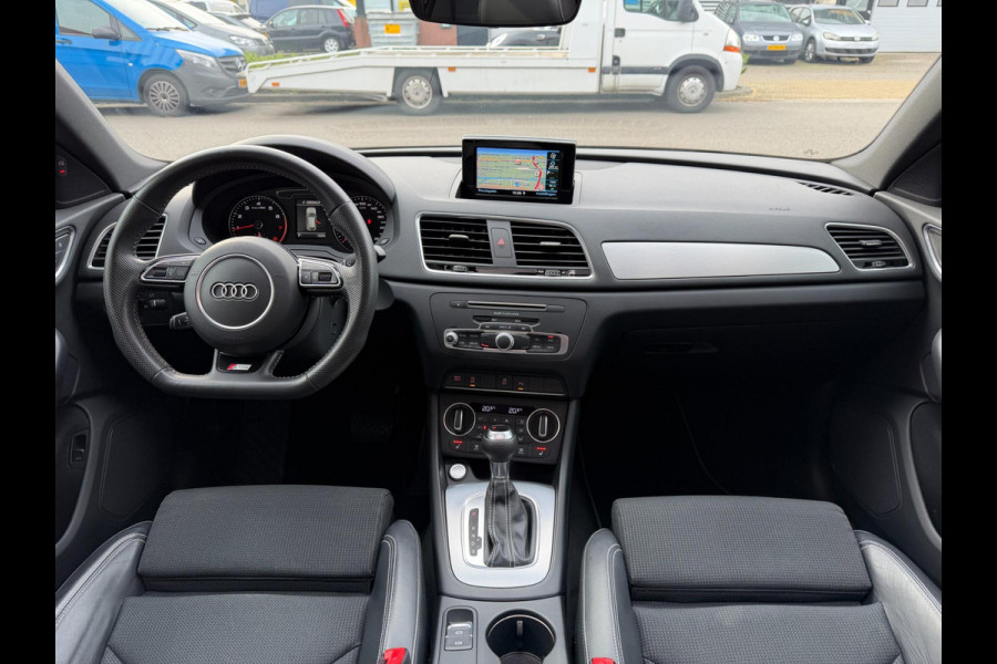 Audi Q3 1.4 TFSI 3x S-Line LED Pano Camera Trekhaak Keyless