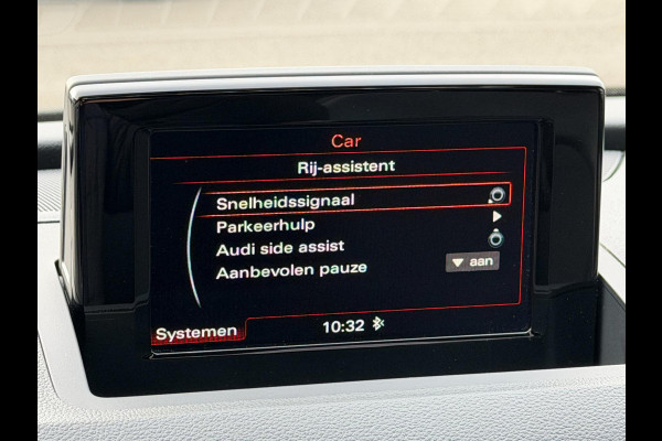 Audi Q3 1.4 TFSI 3x S-Line LED Pano Camera Trekhaak Keyless