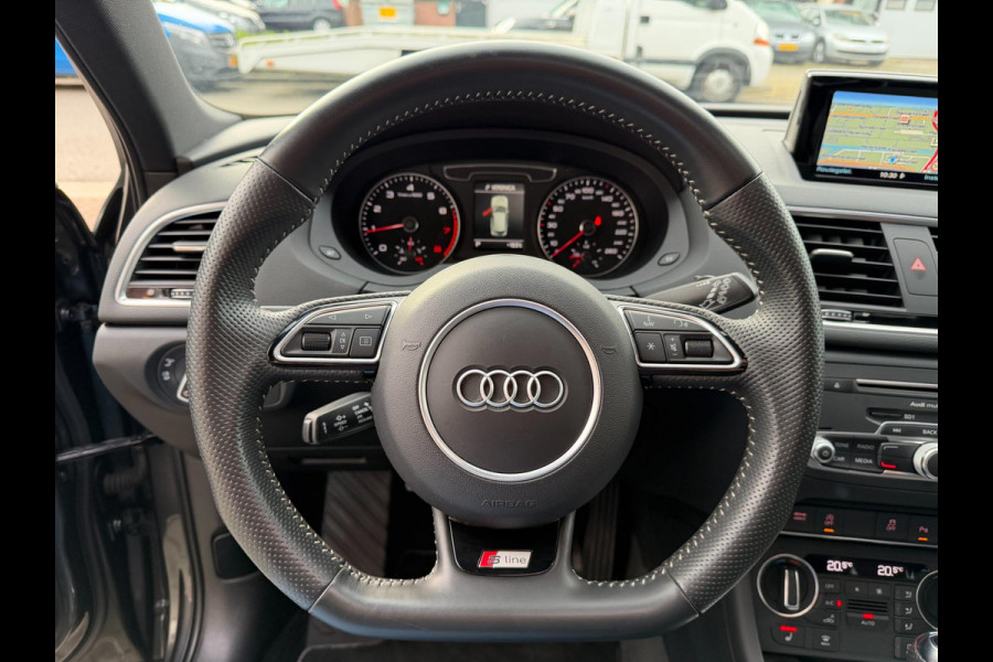 Audi Q3 1.4 TFSI 3x S-Line LED Pano Camera Trekhaak Keyless