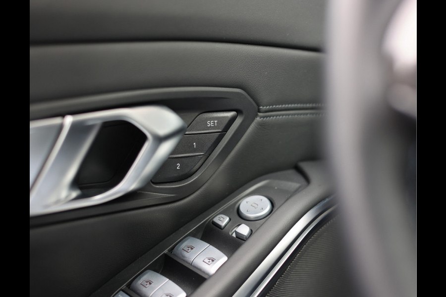 BMW M3 Touring xDrive Competition | Individual - Milltek - Laser - Kuipstoelen