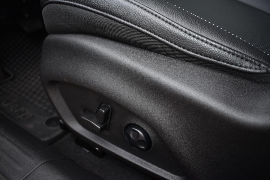 Jeep Compass 4xe 240PK Plug-in Hybrid Electric S Aut. | LED | Navi | Camera | Leder | Incl. garantie