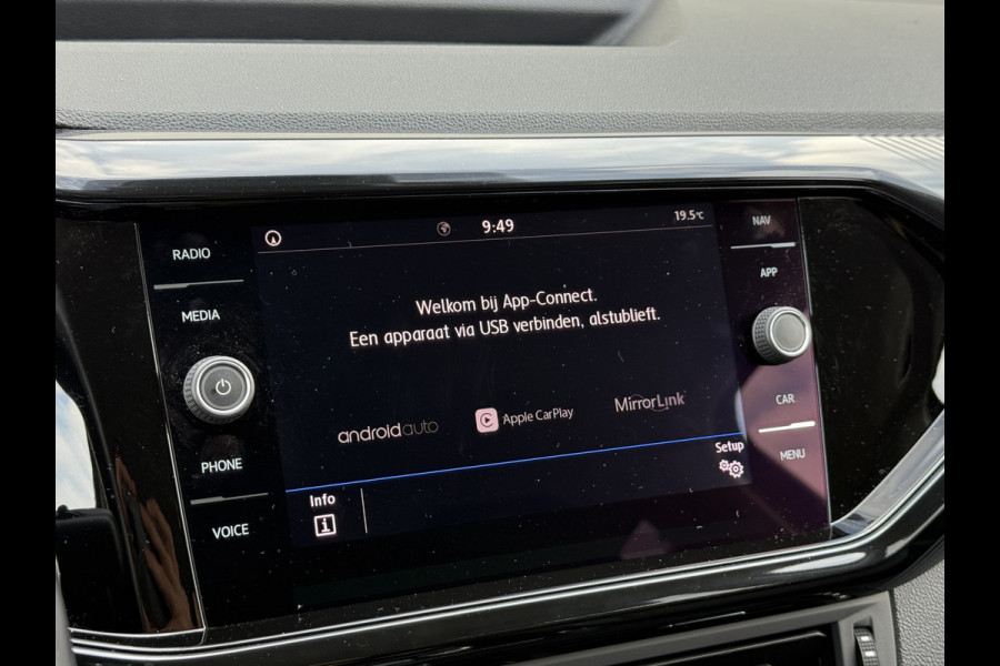 Volkswagen T-Cross 1.0 TSI Style | CarPlay | ACC | LED | DAB+ | Keyless | 18 inch