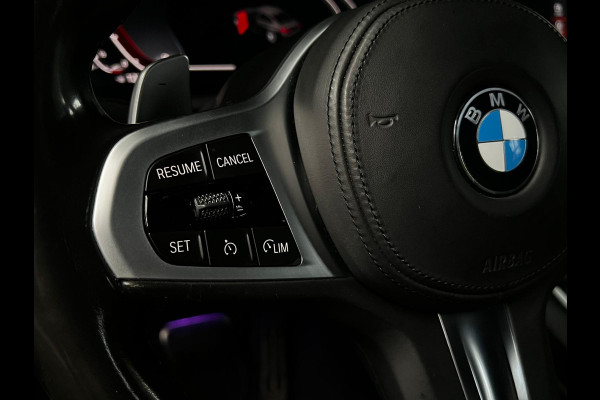 BMW 3-serie 320i M-sport Head Up Leer Navi PDC Virtual 20'' LM velgen Climate voor en achter Matrix