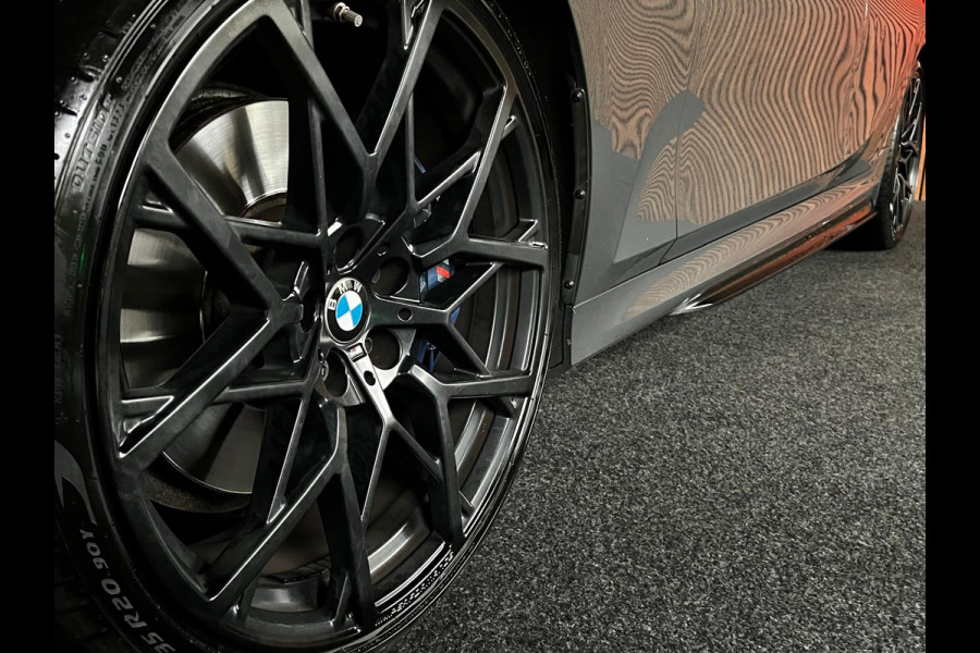 BMW 3-serie 320i M-sport Head Up Leer Navi PDC Virtual 20'' LM velgen Climate voor en achter Matrix