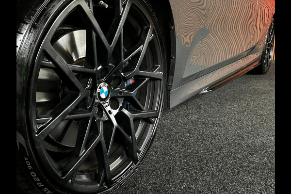 BMW 3-serie 320i M-sport Head Up Leer Navi PDC Virtual 20'' LM velgen Climate voor en achter Matrix