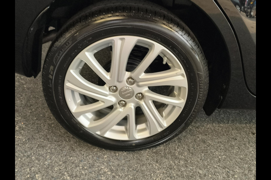 Suzuki Swift 1.2 Select Smart Hybrid uit 2023 Rijklaar + 12 maanden Bovag-garantie Henk Jongen Auto's in Helmond,  al 50 jaar service zoals 't hoort!