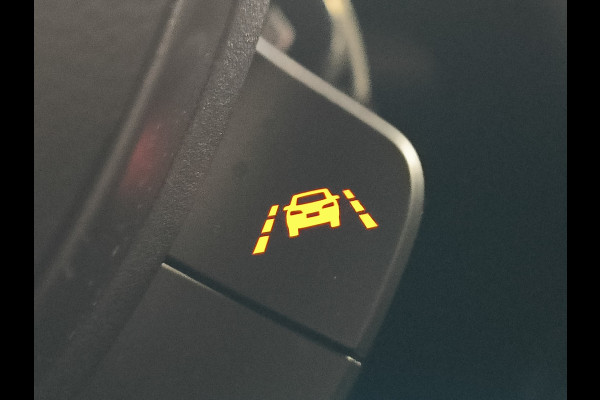 Suzuki Swift 1.2 Select Smart Hybrid uit 2023 Rijklaar + 12 maanden Bovag-garantie Henk Jongen Auto's in Helmond,  al 50 jaar service zoals 't hoort!