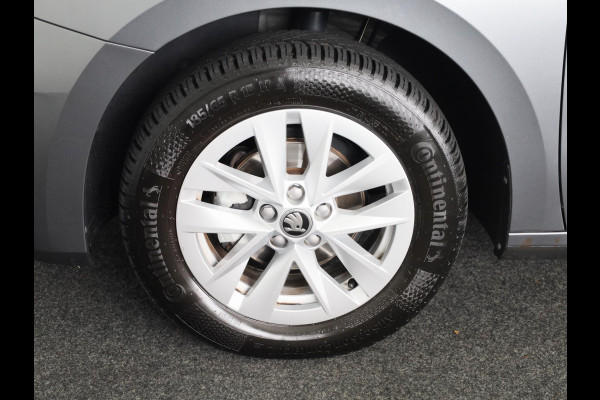 Škoda Fabia 1.0 TSI Business Edition 95 pk | Verlengde garantie | Navigatie via App | Parkeersensoren | Achteruitrijcamera | Stoelverwarming | Keyless |