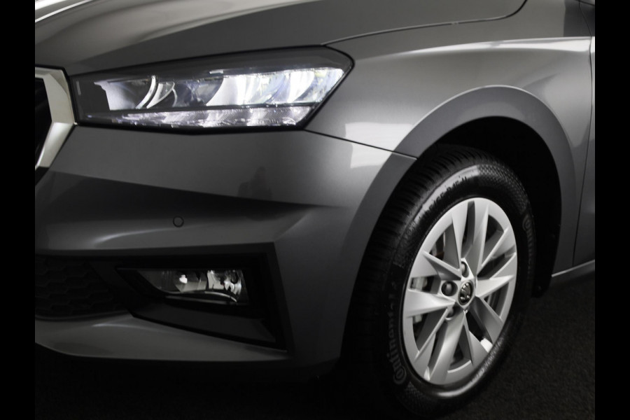 Škoda Fabia 1.0 TSI Business Edition 95 pk | Verlengde garantie | Navigatie via App | Parkeersensoren | Achteruitrijcamera | Stoelverwarming | Keyless |