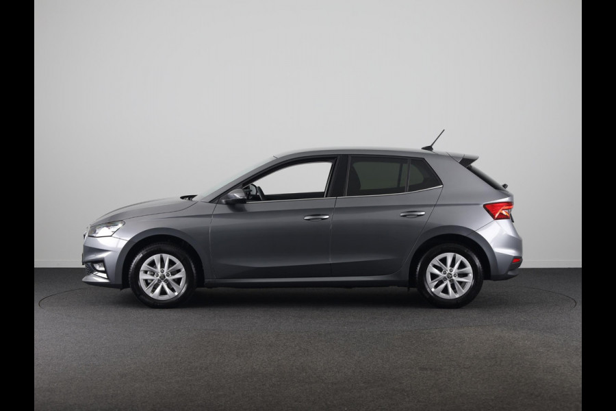 Škoda Fabia 1.0 TSI Business Edition 95 pk | Verlengde garantie | Navigatie via App | Parkeersensoren | Achteruitrijcamera | Stoelverwarming | Keyless |