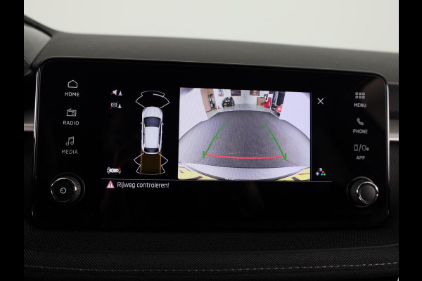 Škoda Fabia 1.0 TSI Business Edition 95 pk | Verlengde garantie | Navigatie via App | Parkeersensoren | Achteruitrijcamera | Stoelverwarming | Keyless |