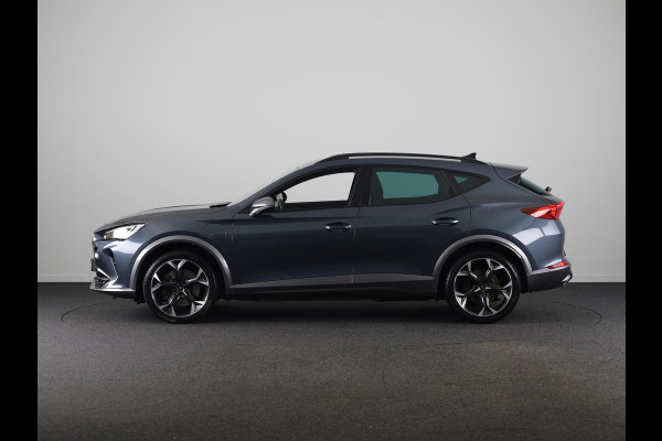 CUPRA Formentor 1.4 e-Hybrid VZ Performance 245 pk Automaat (DSG) | Navigatie | Parkeersensoren (Park assist) | Rondomzicht camera | Elektr. bestuurdersstoel met geheugen | Stoelverwarming |