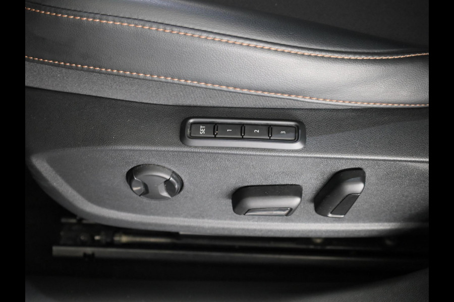 CUPRA Formentor 1.4 e-Hybrid VZ Performance 245 pk Automaat (DSG) | Navigatie | Parkeersensoren (Park assist) | Rondomzicht camera | Elektr. bestuurdersstoel met geheugen | Stoelverwarming |