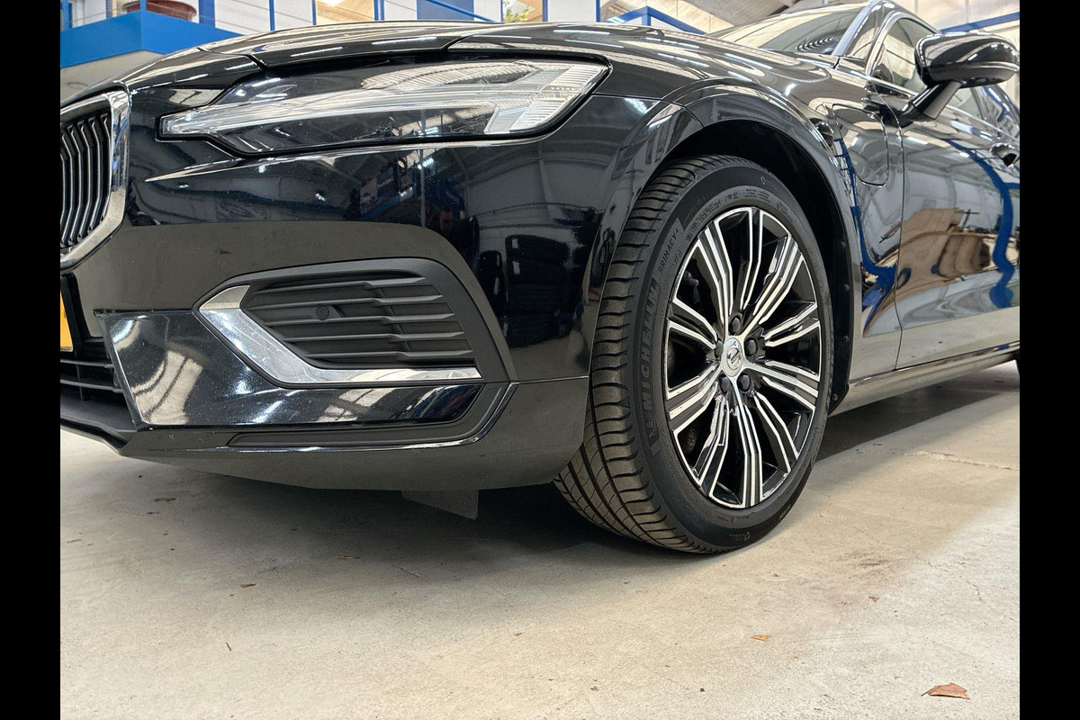 Volvo V60 2.0 T6 Recharge AWD Business Pro Cacao Leder 341pk ! | Skyroof | Trekhaak | Stoel- Stuur-, A-Bank verwarming | A-Camera