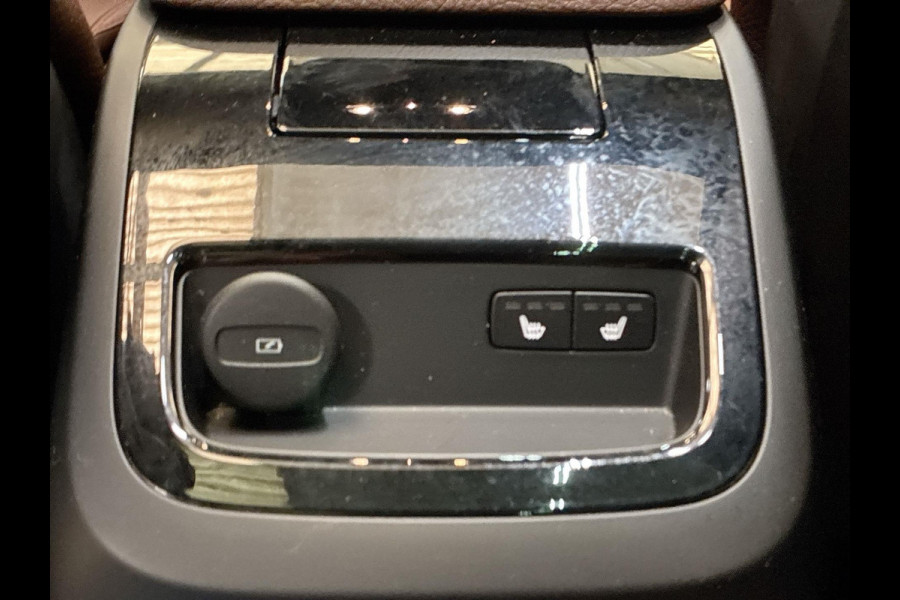 Volvo V60 2.0 T6 Recharge AWD Business Pro Cacao Leder 341pk ! | Skyroof | Trekhaak | Stoel- Stuur-, A-Bank verwarming | A-Camera
