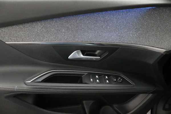 Peugeot 5008 1.2 PureTech*NAVI*CAM*HAAK*CRUISE*ECC*CARPLAY*7PER