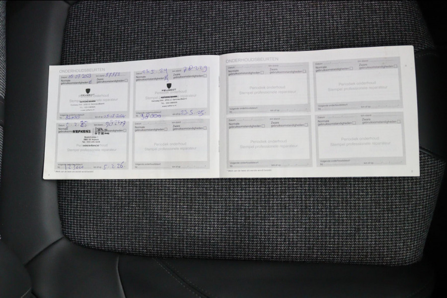 Peugeot 5008 1.2 PureTech*NAVI*CAM*HAAK*CRUISE*ECC*CARPLAY*7PER