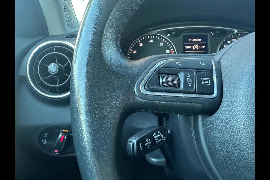 Audi A1 Sportback 1.0 TFSI Adrenalin S line - Automaat - Airco - Navi - Org.NL