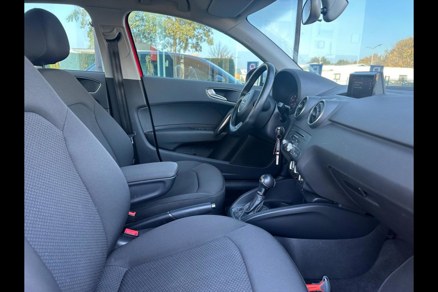 Audi A1 Sportback 1.0 TFSI Adrenalin S line - Automaat - Airco - Navi - Org.NL