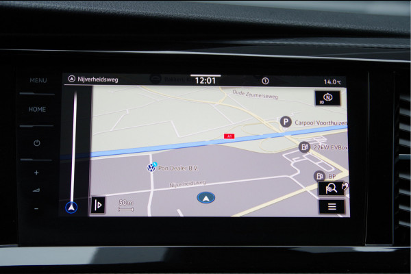 Volkswagen Transporter 2.0 TDI L2 BULLI DC-5P, AUT. LED, LEDER, TREKHAAK, STOELVERWARMING, ADAPT. CRUISE, DIGITAL COCKPIT, CAMERA, AIRCO, PARKEERSENSOR