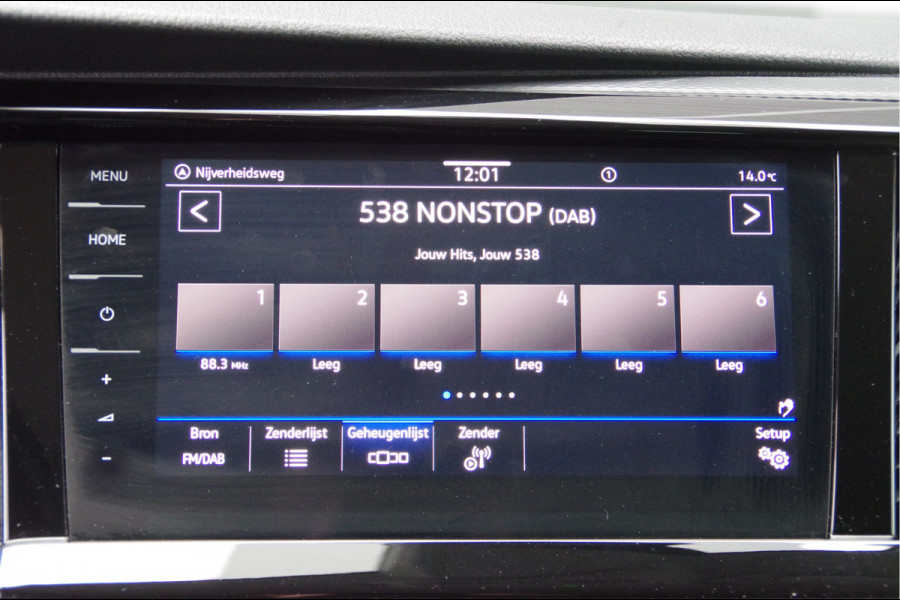 Volkswagen Transporter 2.0 TDI L2 BULLI DC-5P, AUT. LED, LEDER, TREKHAAK, STOELVERWARMING, ADAPT. CRUISE, DIGITAL COCKPIT, CAMERA, AIRCO, PARKEERSENSOR